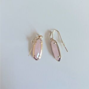 Kendra Scott rose quartz earrings